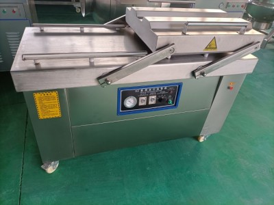 700 second-hand automatic vacuum double chamber packaging machine / 5