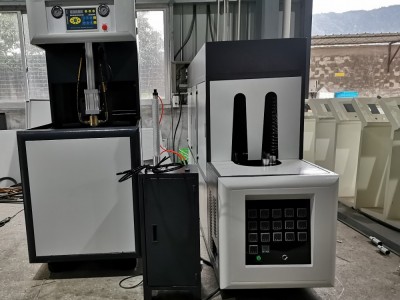 20L bottle making machine / 3