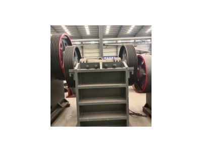 Jaw crusher / 4