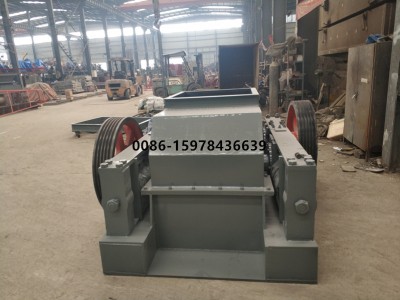 Roller Sand Making Machine / 3