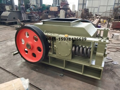 Smooth Double Roll Crusher / 4