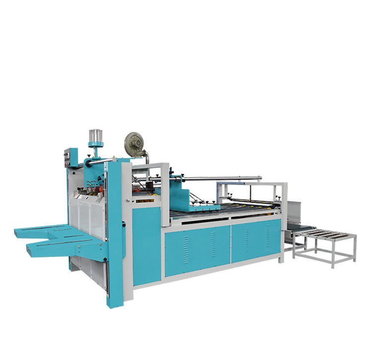 carton gluing machine / 4