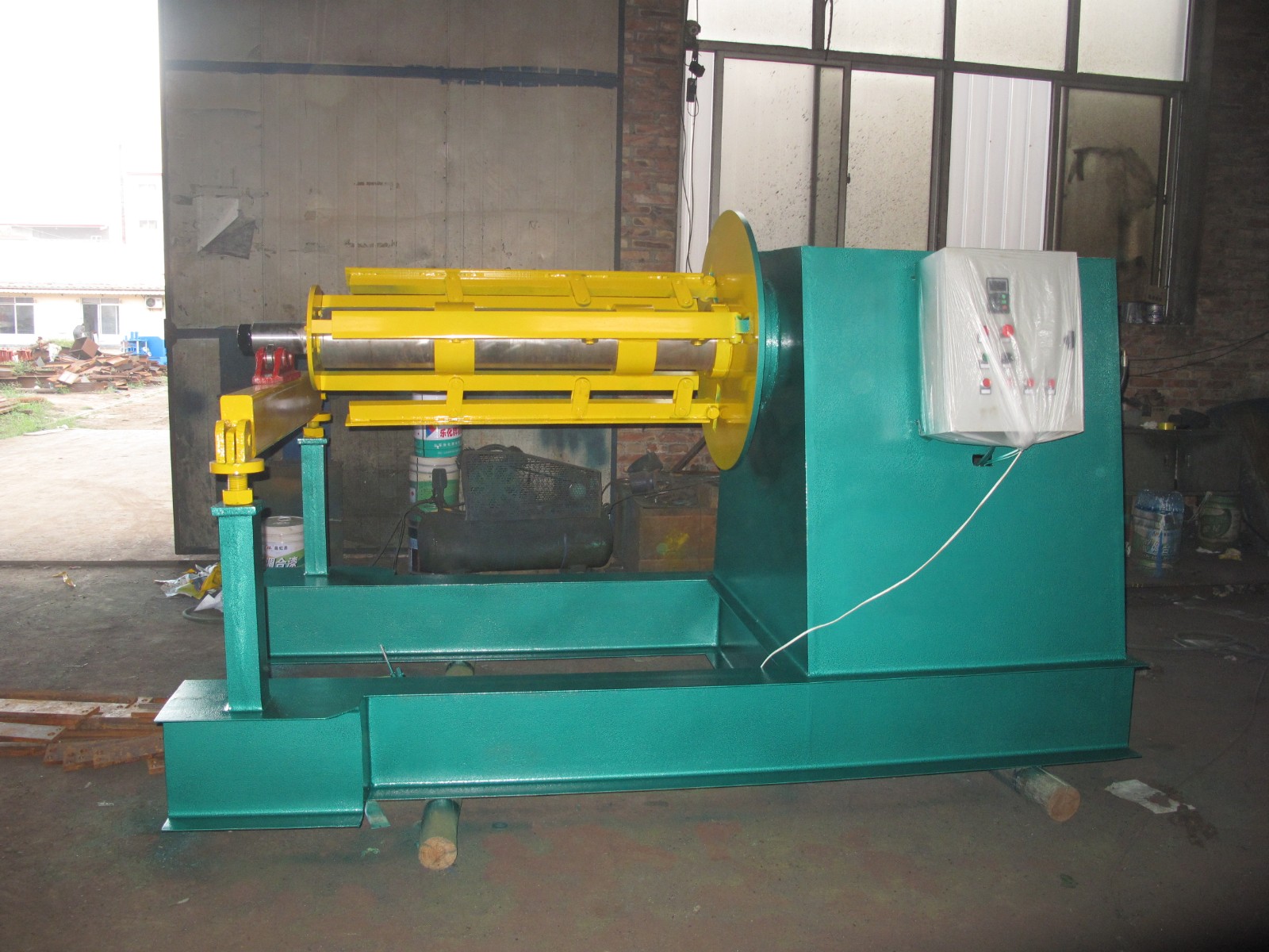 7/8T hydraulic decoiler / 5