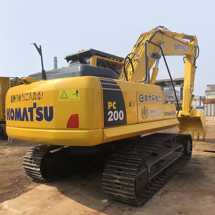 crawler excavator / 2