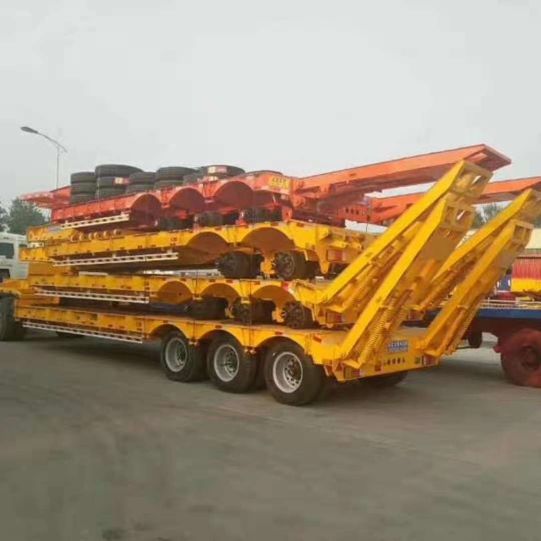 Low Bed  Semi Trailer Truck / 2