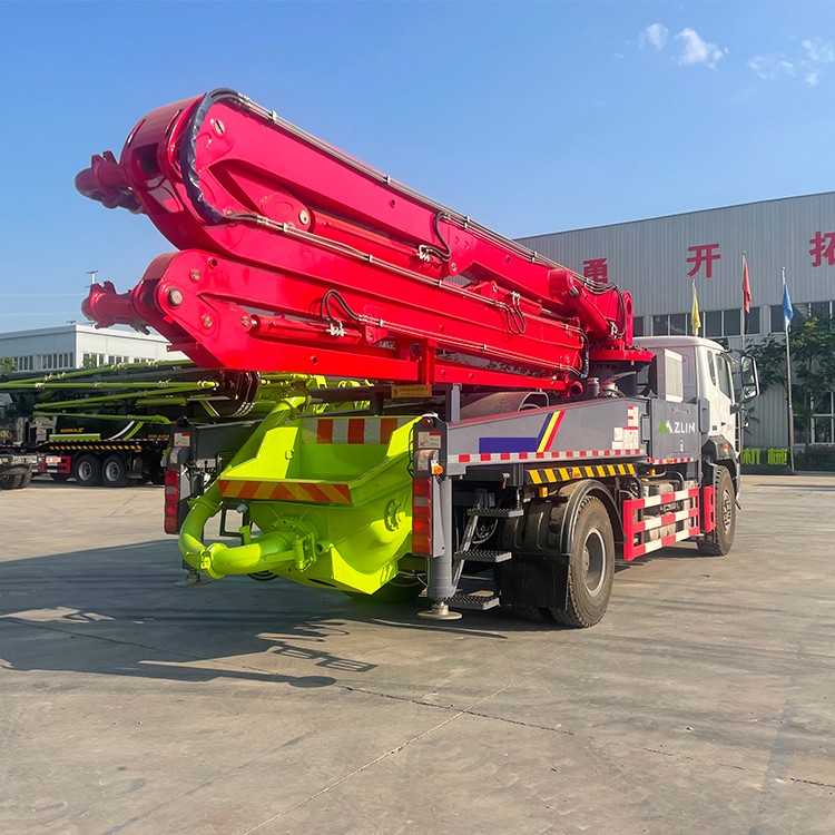 47m Concrete pump truck / 7