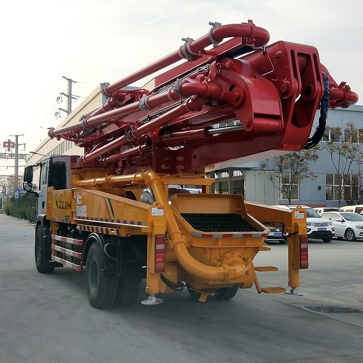 40M boom pump / 6