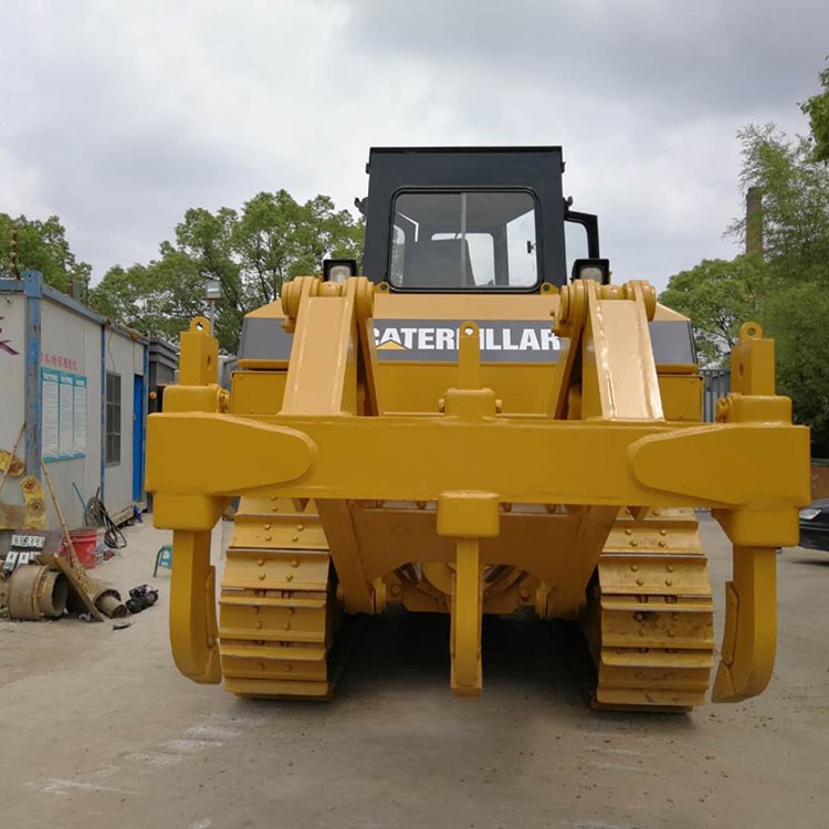 Cat Dozer D7r / 4