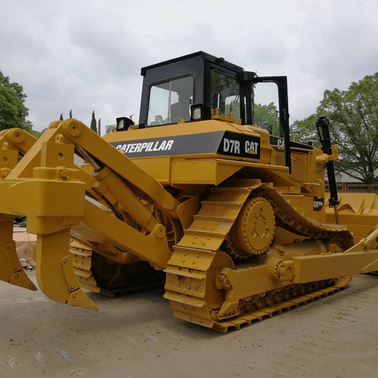 Cat Dozer D7r / 3