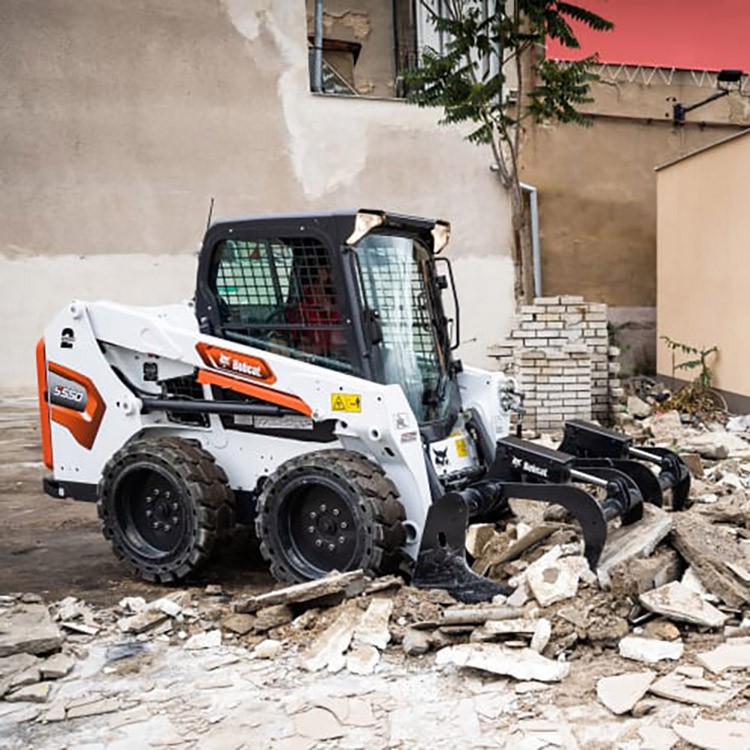 S550 Skid Steer Loader / 5