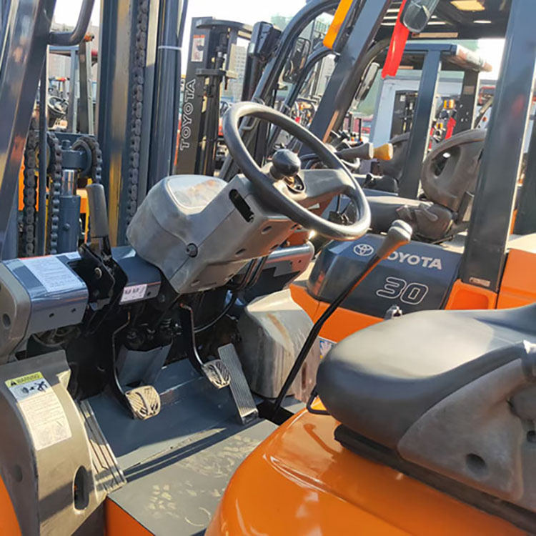 Tcm 3 Ton Forklift / 3