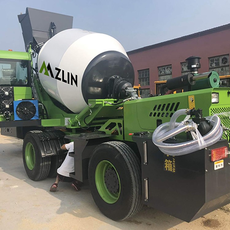 Concrete Mixer Truck / 3