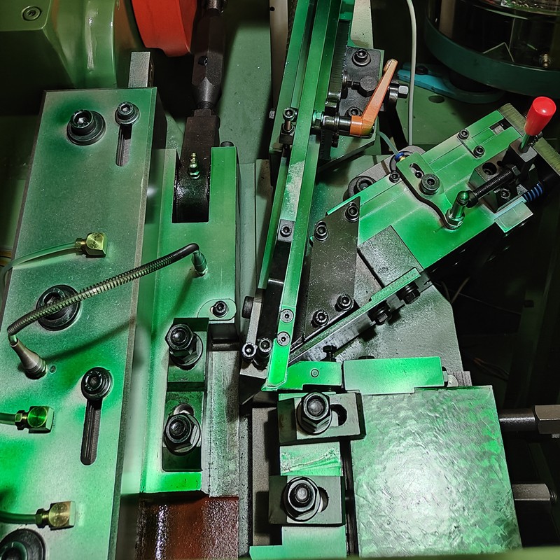 Thread Rolling Machine / 2