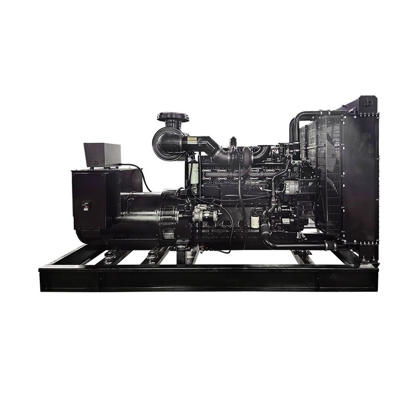 Cummins 600KW 750KVA generator / 4