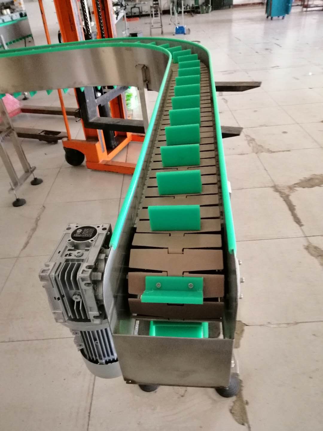 Conveyor line / 2