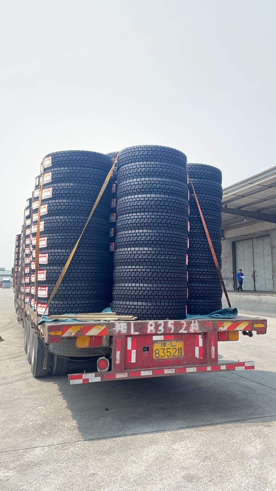 All kinds of Truck tires / 7