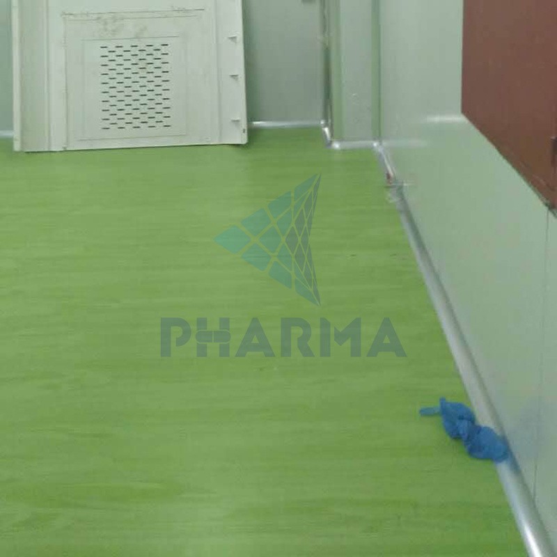 Anti Slip PVC Flooring / 4