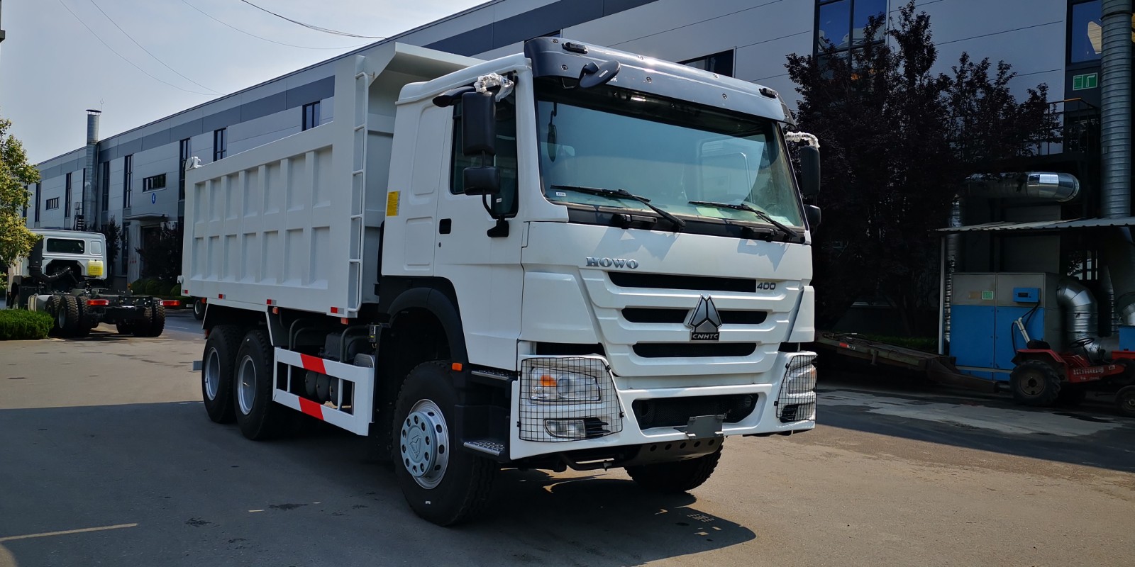 Sinotruk Howo Dump truck / 6