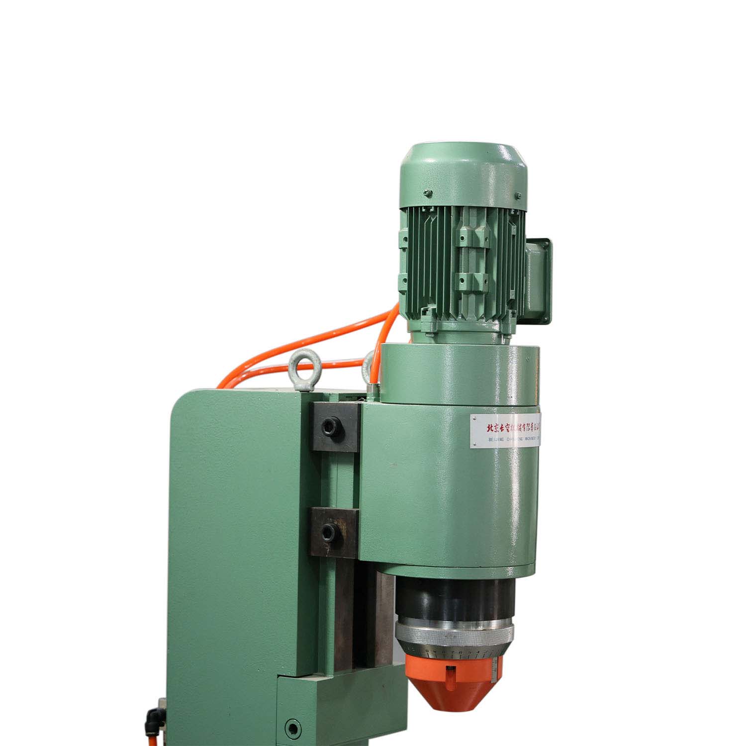 Hydraulic Riveting Machine / 2