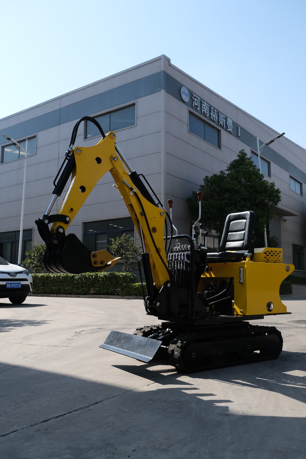 0.8 ton mini excavator / 5