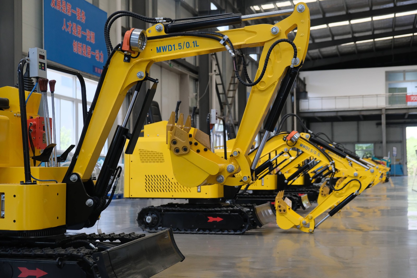 MWD1.5/0.1L hydraulic excavator for coal mines / 4