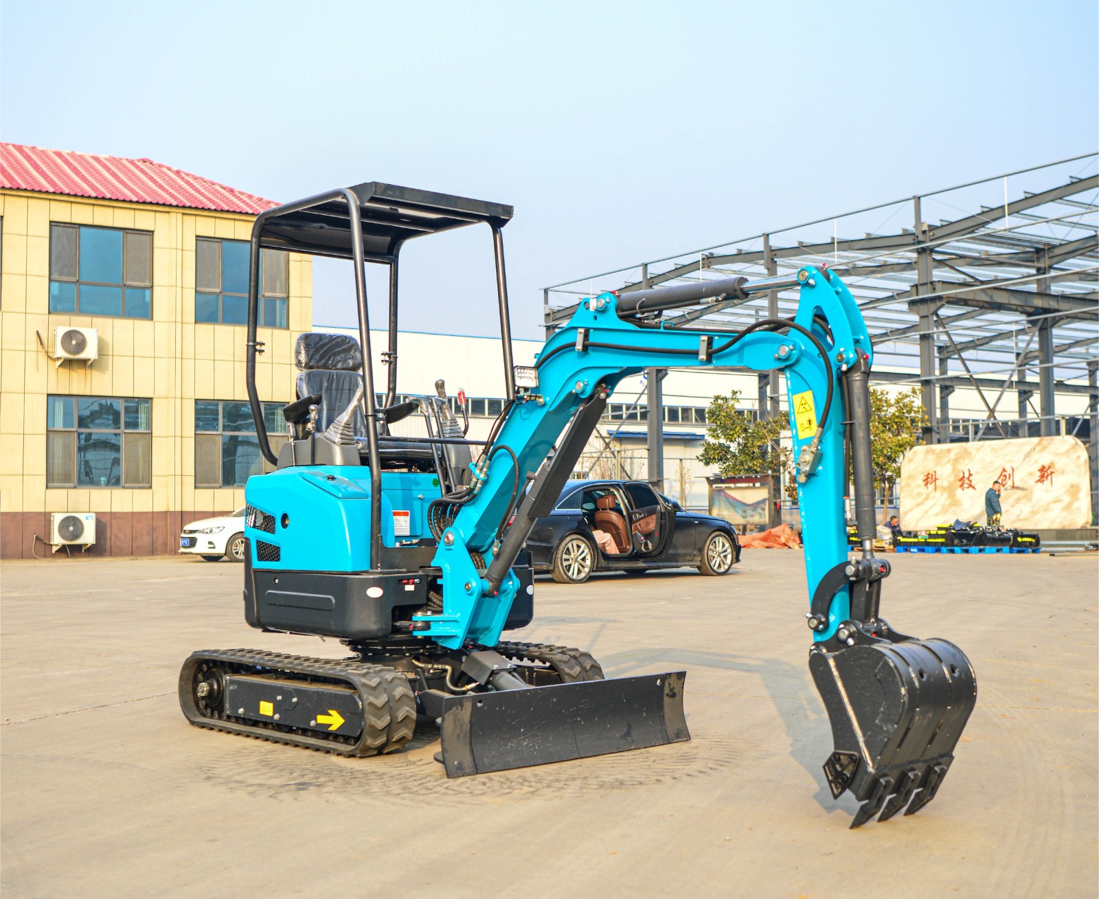 Cheap Price Chinese Yubo-17 Mini Excavator Small Digger Crawler Excavator / 6