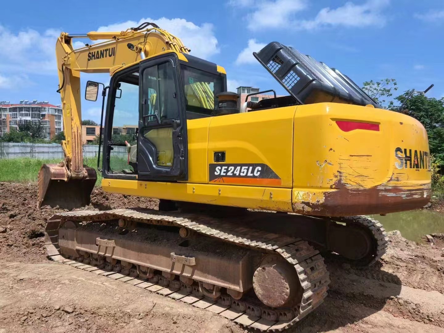 Second-hand excavator produced in 2019,SHANTUI  SE245  24-ton crawler excavator / 2