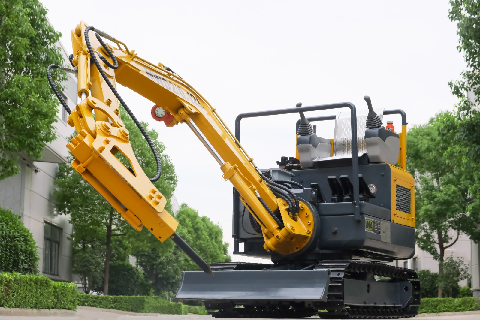 Free shipping!! Chinese High Quality Mini Excavator Farm Crawler Excavator / 6