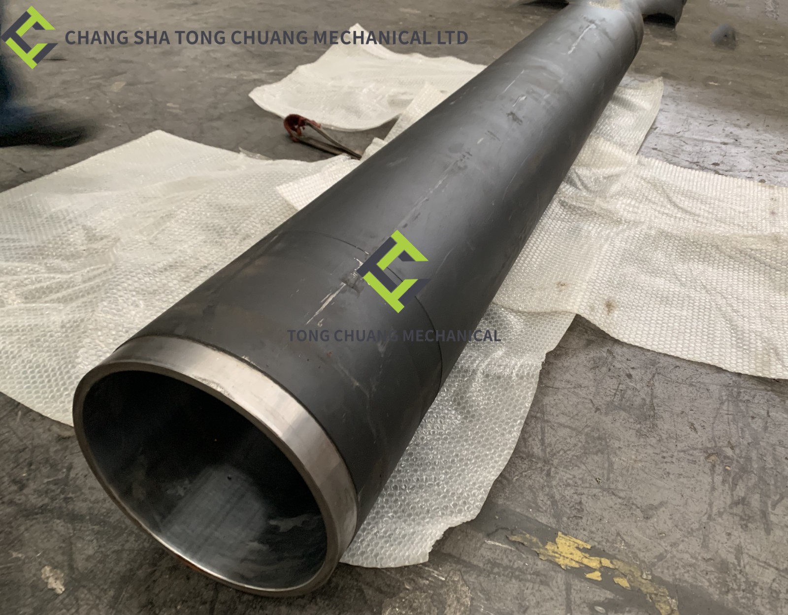 CONCRETE DELIVERY CYLINDER / 3